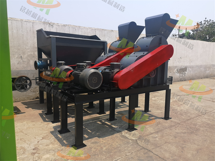 �i�S�p������C