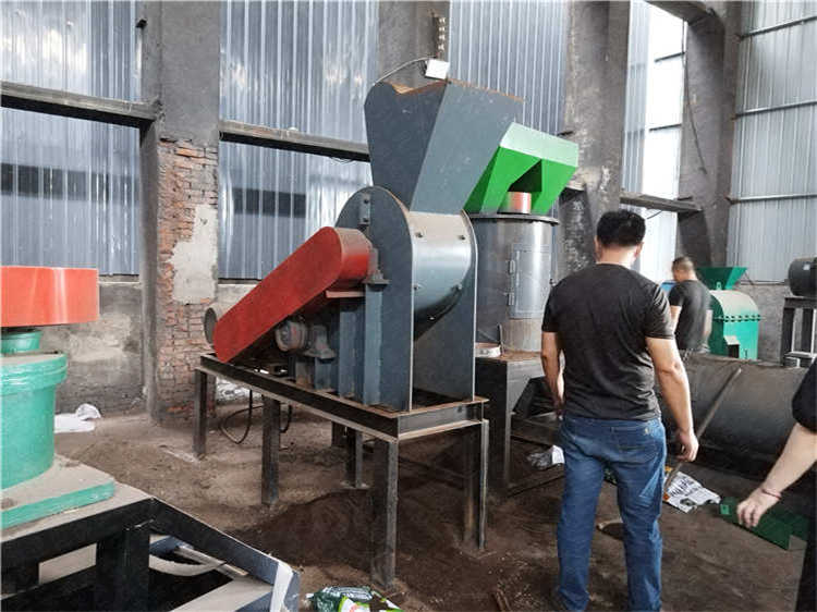 寄料試機(jī)客戶(hù)使用雙級(jí)粉碎機(jī)效果,比較滿(mǎn)意