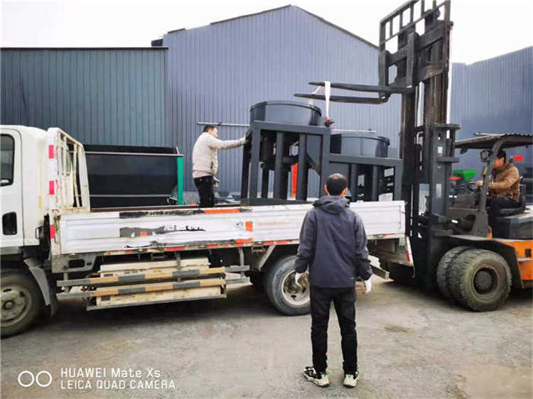 ̼���}��ʹ�ÈA�P�����C�l؛�F��