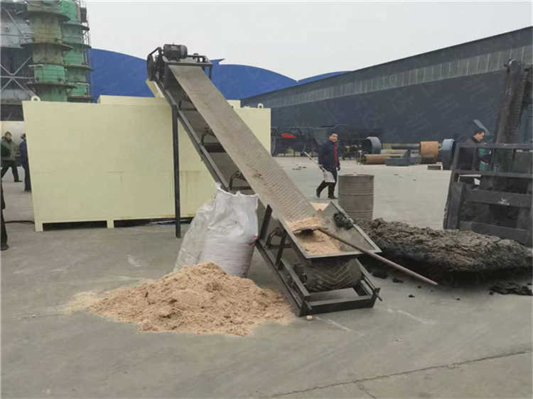 客戶豬糞鋸末試機(jī)好氧腐熟糞便設(shè)備,臥式發(fā)酵罐快速成肥