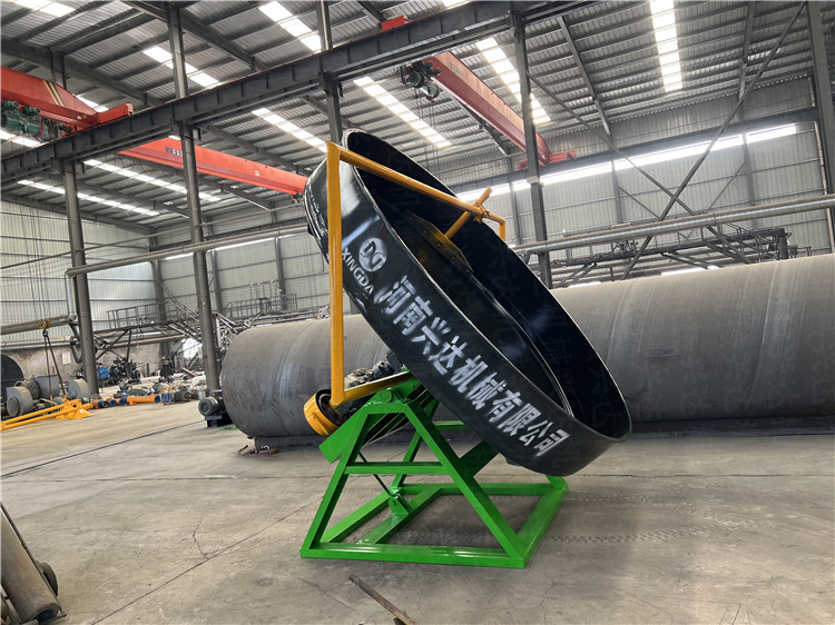 發酵后豬糞圓盤造粒機,出料圓球形顆粒有機肥設備