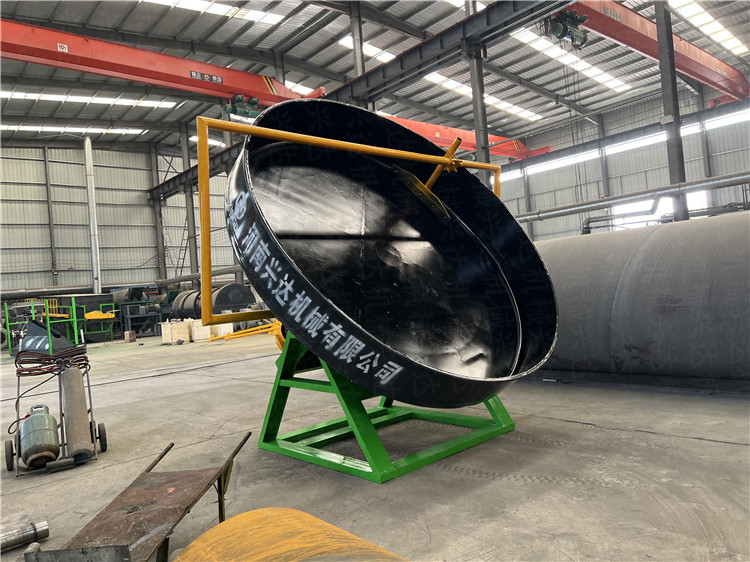 盤式旋轉(zhuǎn)式制造可設(shè)備 有機(jī)肥圓盤造粒機(jī) 牛糞有機(jī)肥制粒機(jī)