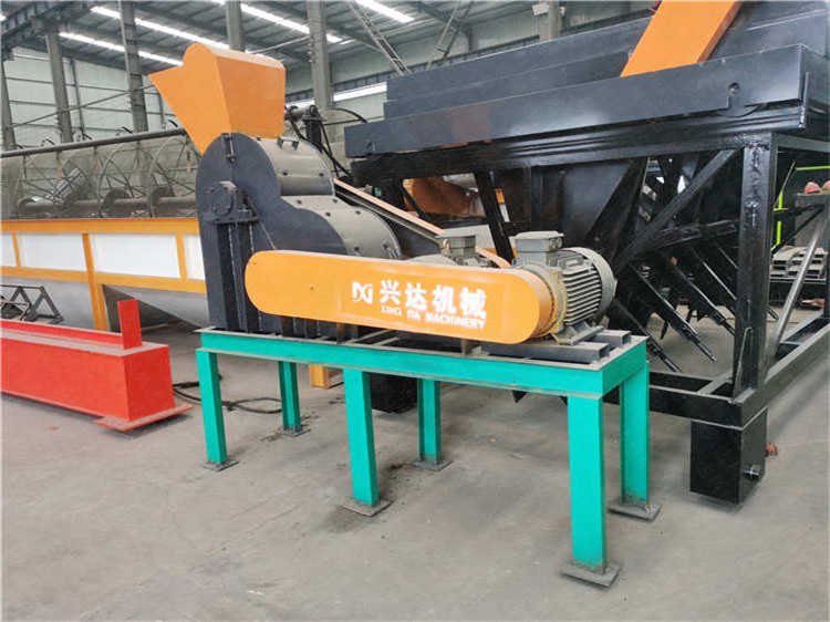 糖醛渣有機肥破碎機,畜禽糞便立式雙級粉碎機,草炭加工粉碎處理設備