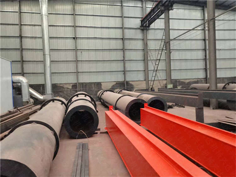 有機(jī)肥牛糞顆粒加工設(shè)備,回轉(zhuǎn)式包膜機(jī),肥料防止結(jié)塊,表面光滑