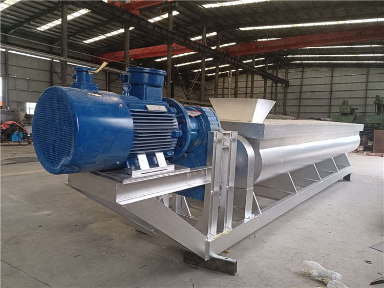 有機肥酒糟物料混合機,全自動多功能散料攪拌裝置,牛糞豆餅雙軸攪拌機