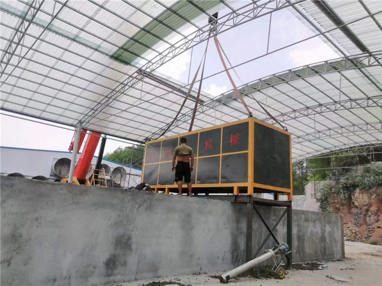 ���Ͽ͑�10�����u�S�Pʽ�l�͹ް��b�F��