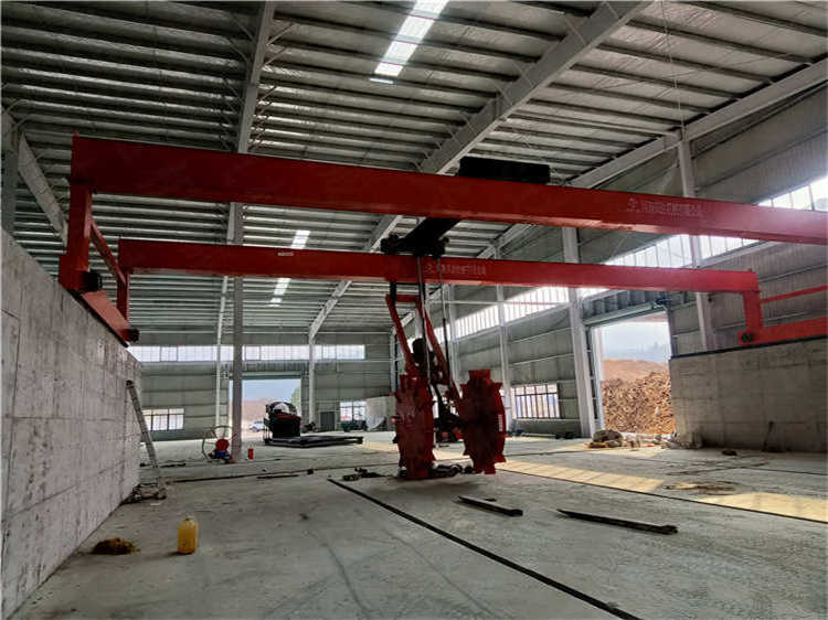 供應糞便發酵有機肥設備 大輪盤翻堆機 處理畜禽糞便大跨度槽式翻拋機